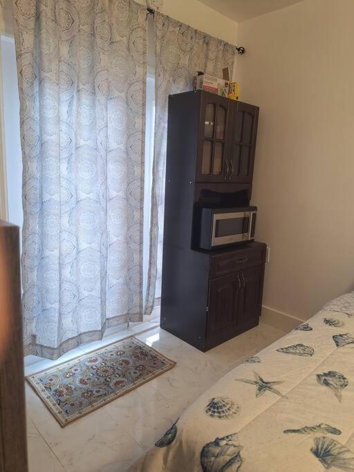 Brand New Studio Apartment Веро Бич Экстерьер фото